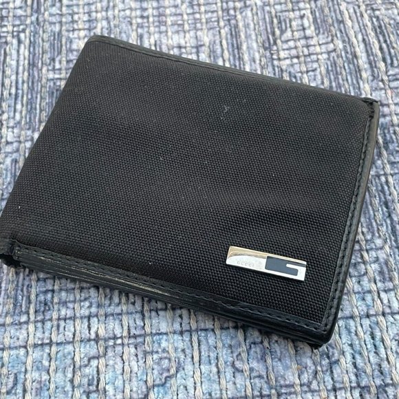 GUCCI Wallet Card Holder Canvas Leather Bifold Black Billfold Made in Italy Auth - Picture 1 of 12